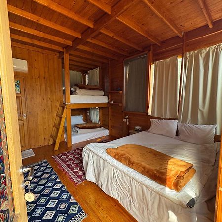Northern Lake Lodge Izbat Ilyas エクステリア 写真