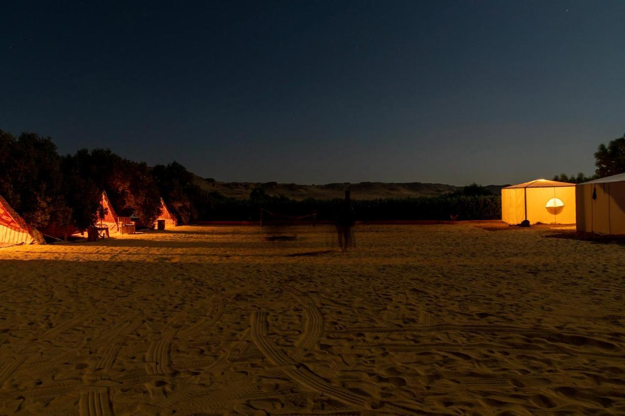Northern Lake Lodge Izbat Ilyas エクステリア 写真