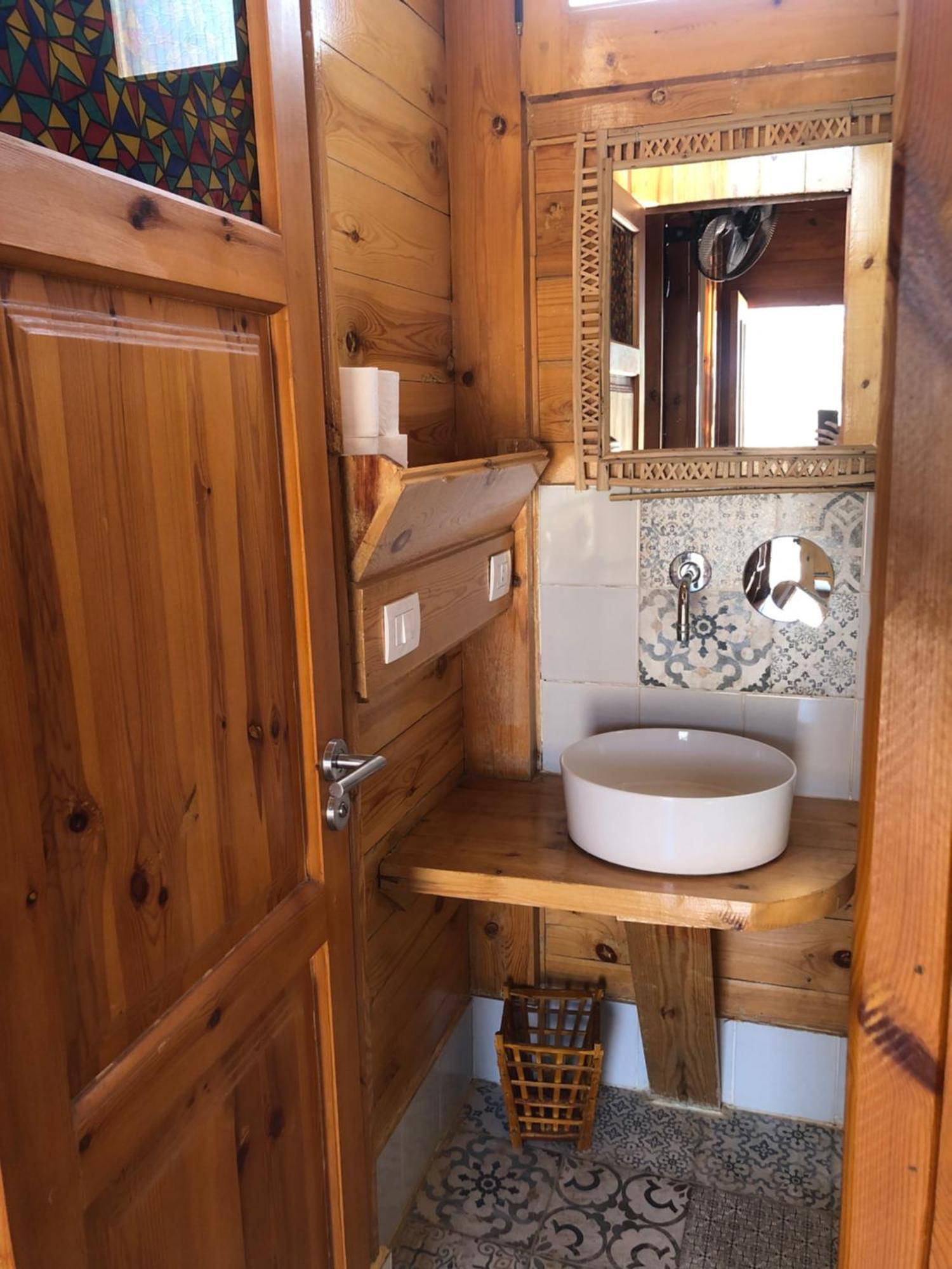 Northern Lake Lodge Izbat Ilyas エクステリア 写真