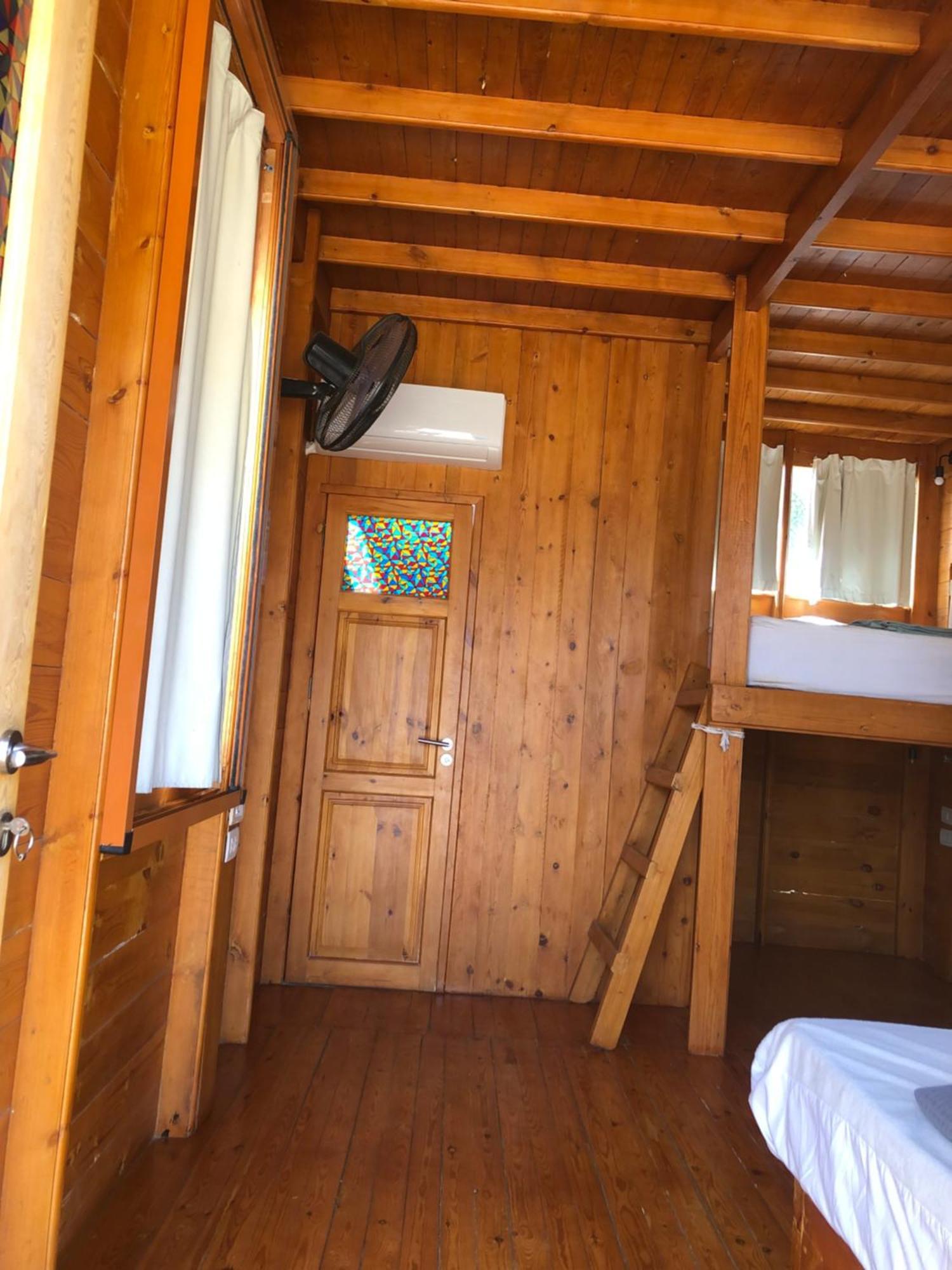 Northern Lake Lodge Izbat Ilyas エクステリア 写真
